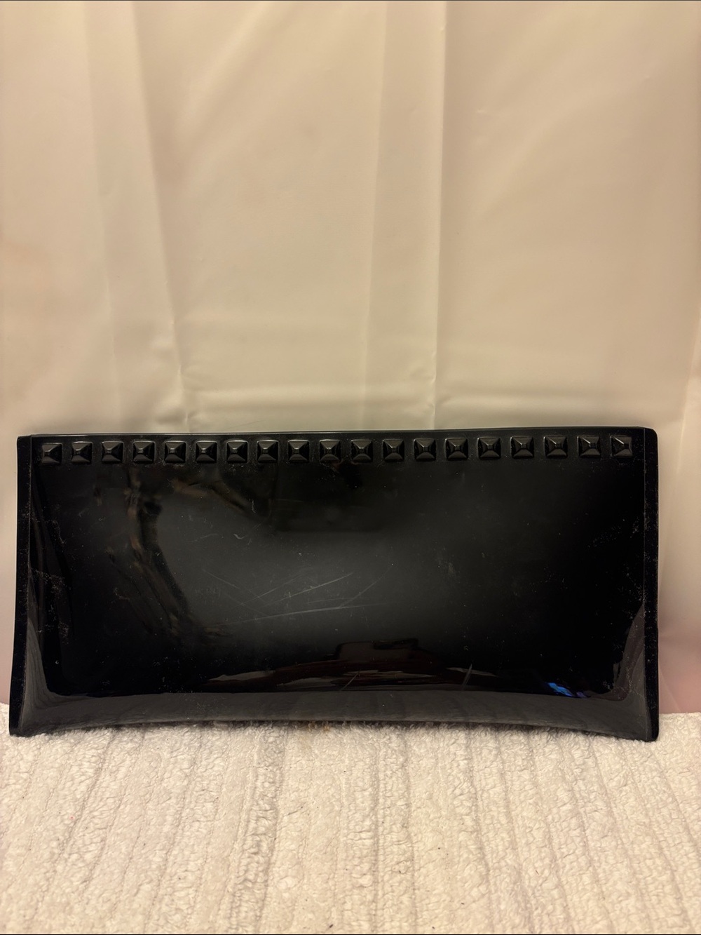 CARMEN SOL black  Stud-Trim Patent Clutch